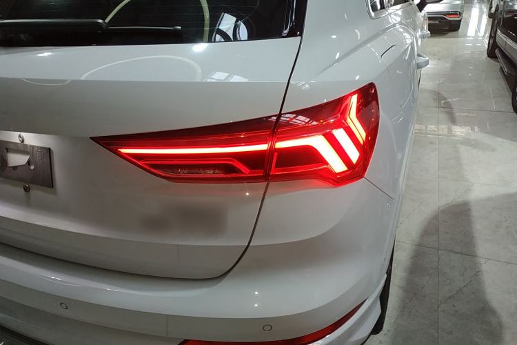 Used Audi Q3 2023 35 TFSI Fashion Dynamic Model (1.4T)