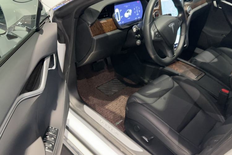 Used Tesla Model S 2017 S 75D Standard Range Edition
