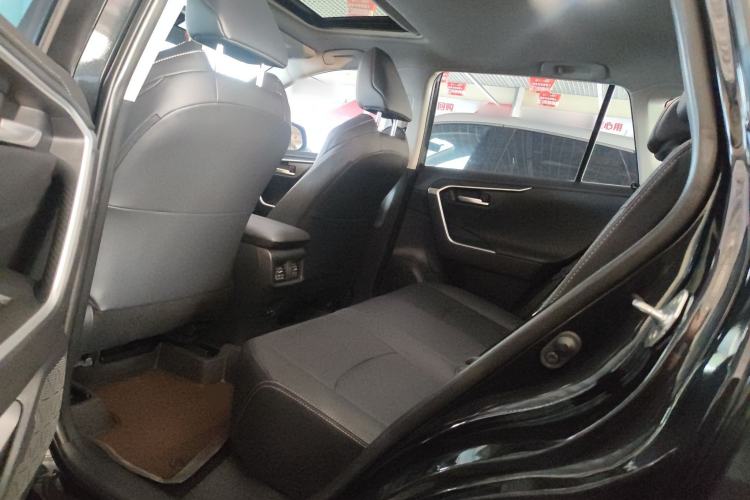 Used Toyota Wildlander 2023 2.0L CVT Two-Wheel Drive Urban Edition
