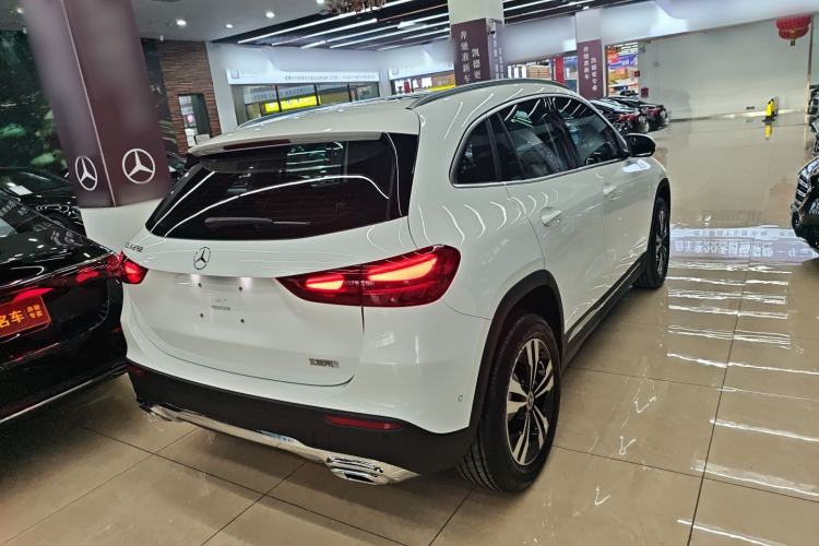 Used Mercedes-Benz GLA 2025 GLA 200
