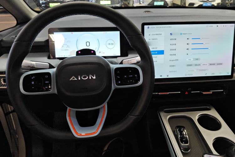 Used AION Y 2023 Plus 510 Tech Edition