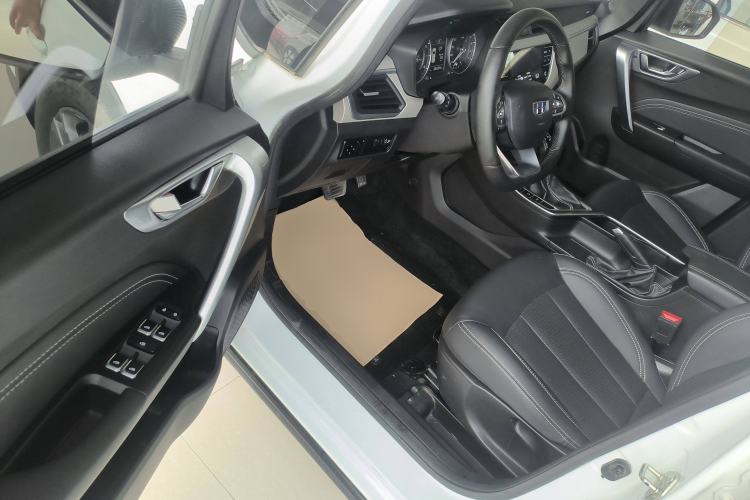 Used Geely Auto Vision X3 2020 1.5L CVT Luxury Model
