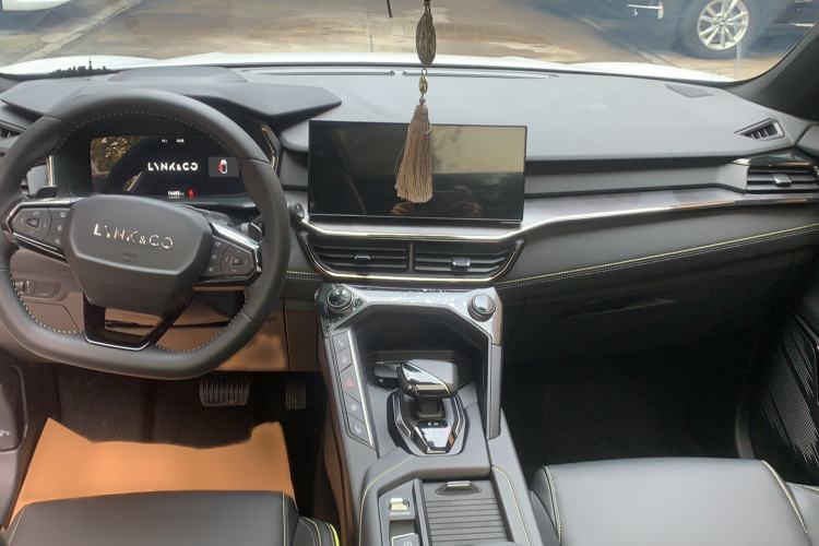 Used Lynk & Co 06 2023 Remix 1.5T Dynamic Halo