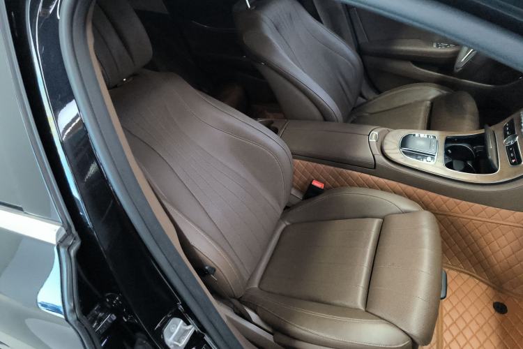 Used Mercedes-Benz E-Class 2020 Facelift E 260 L