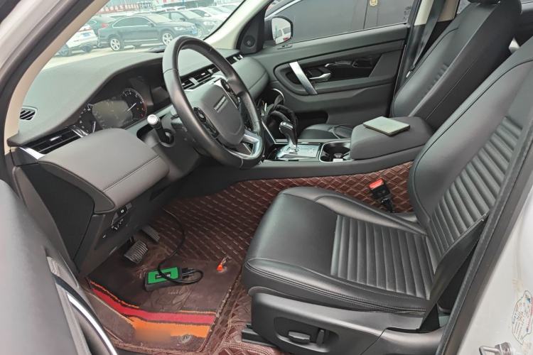 Used Land Rover Discovery Sport 2020 200 PS Family Edition
