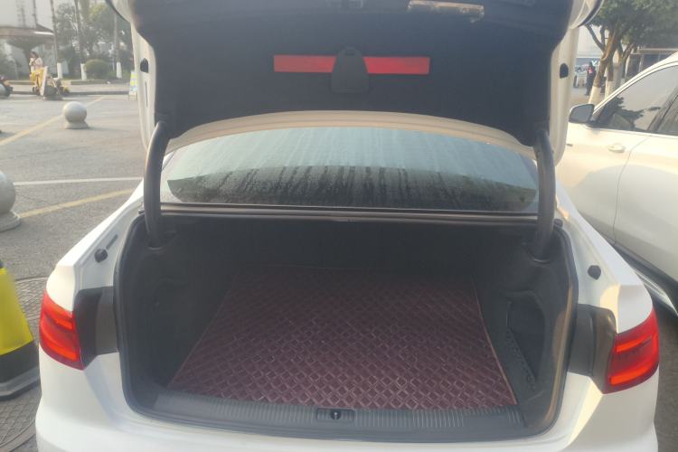 Used Audi A4L 2019 40 TFSI Ambition Version China V