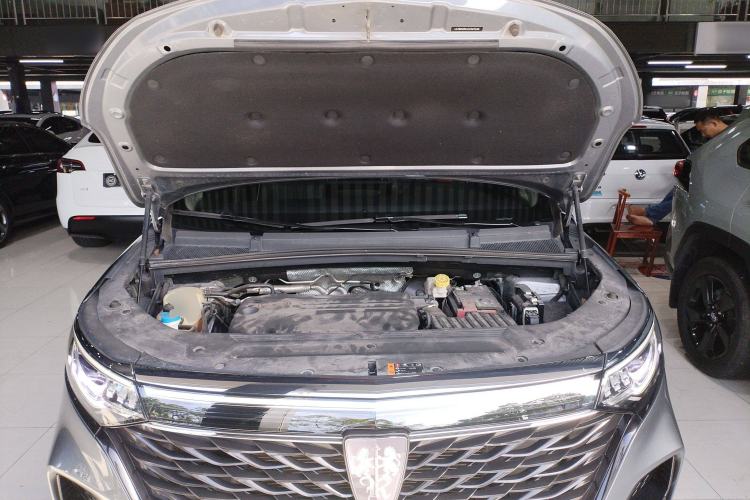 Used Roewe iMAX8 2021 400TGI Supreme Series Lu Zun Edition
