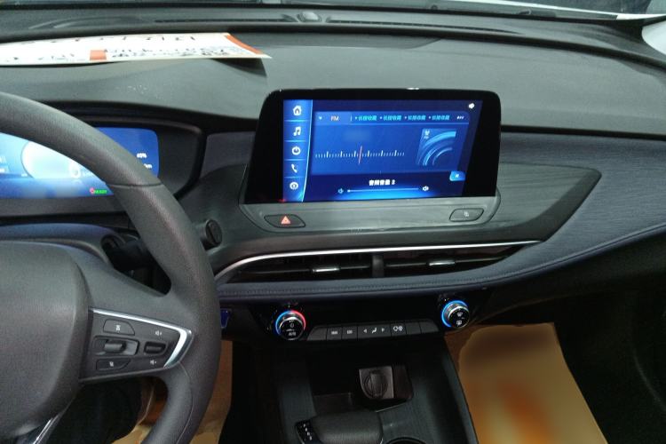 Used Buick Velite 6 2024 450km Range Commuter Version
