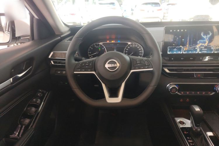 Used Nissan Teana 2022 2.0L XL-TLS Enjoyment Edition
