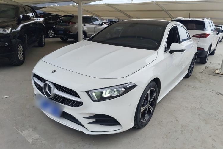 Used Mercedes-Benz A-Class 2022 Second Facelift A 200 L Sport Sedan Fashion Version
