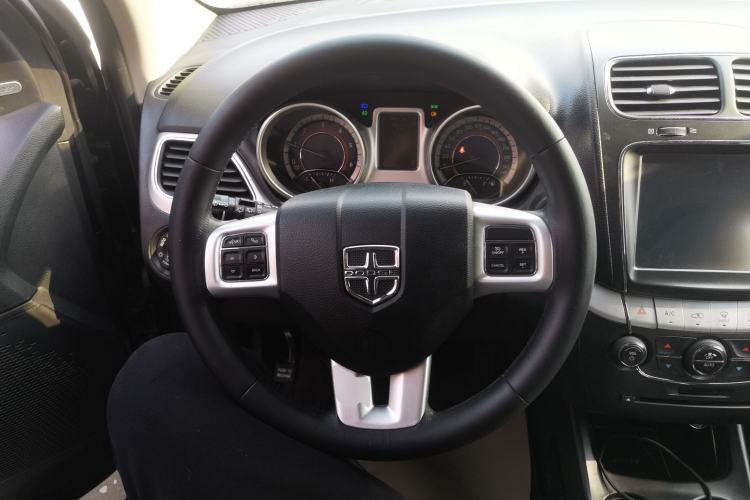 Used Dodge Journey 2015 2.0TD Four-Wheel Drive Luxury Edition
