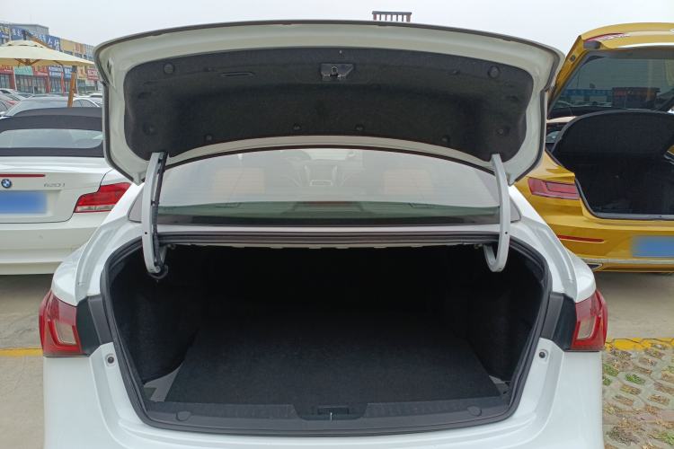 Used MG GT 2016 1.5L Automatic Value-Added Luxury Edition