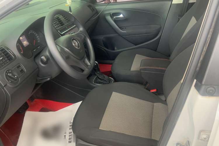 Used Volkswagen Polo 2016 1.4L Automatic Trendy Model
