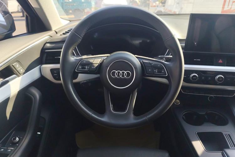 Used Audi A4L 2020 40 TFSI Luxury Dynamic Model
