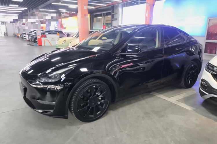 Used Tesla Model Y 2021 Long-Range All-Wheel-Drive Version
