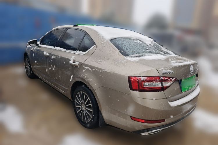 Used Skoda Octavia 2018 1.6L Automatic Luxury Edition
