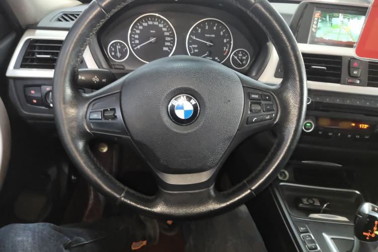 Used BMW 3 Series 2015 320Li Luxury Edition Fashion Model
