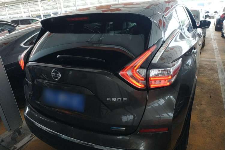 Used Nissan Murano 2021 2.5L XL Two-Wheel Drive Smart Connect Luxury Edition
