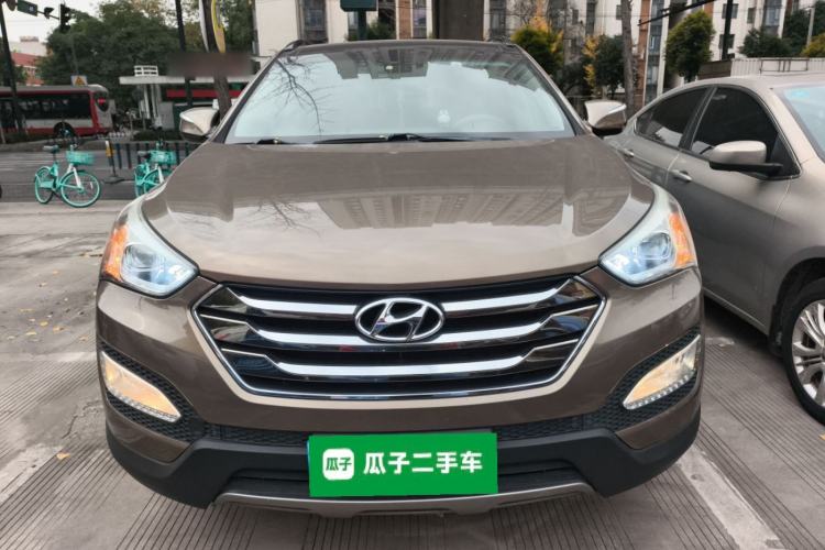 Used Hyundai Santa Fe 2013 2.4L Automatic Two-Wheel Drive Smart Version
