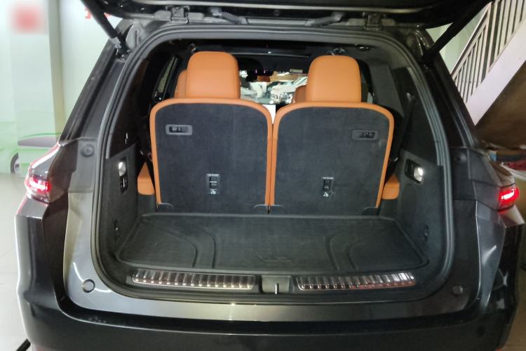 Used Li Auto L9 2022 Max model