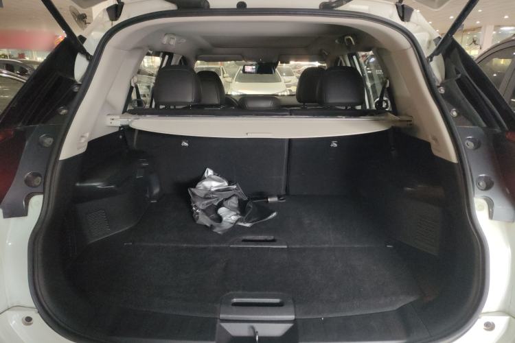 Used Nissan X-Trail 2019 2.0L CVT Smart Connect Comfort Edition 2WD