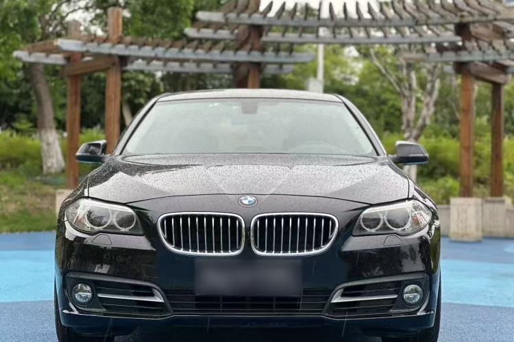 Used BMW 5 Series 2014 525Li Leading Model
