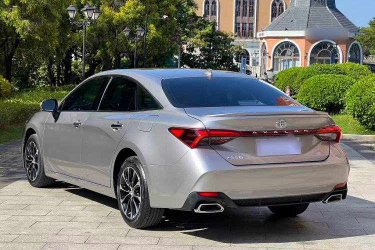 Used Toyota Avalon 2022 2.5L Luxury Edition