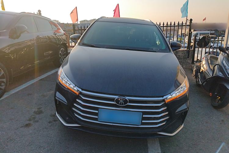 Used BYD Song MAX 2021 Upgraded Model 1.5T Automatic Luxury 6-Seater
