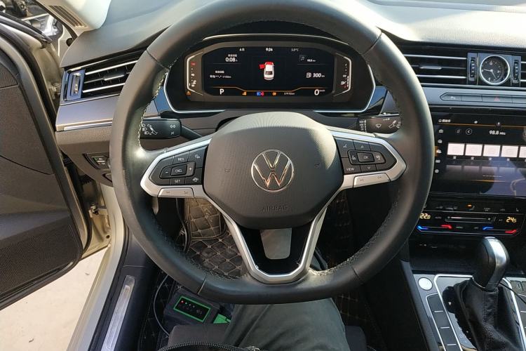 Used Volkswagen Magotan 2020 330TSI DSG Luxury Edition
