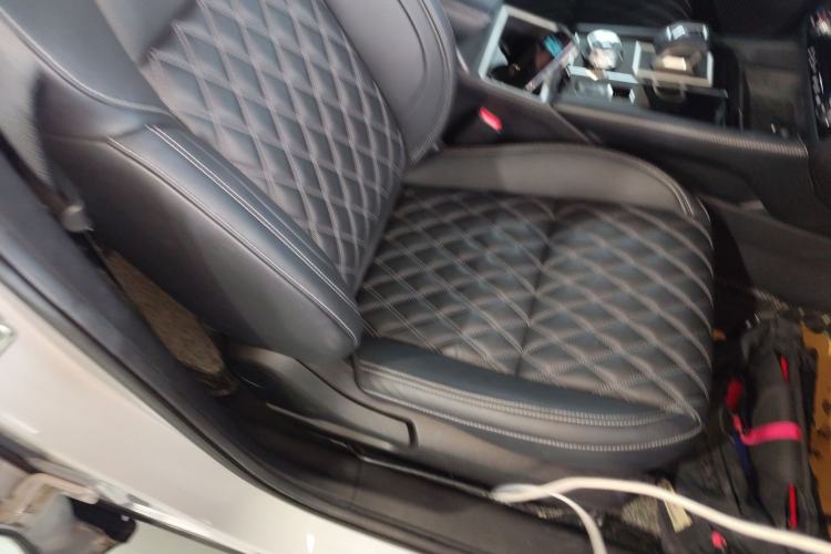 Used Mitsubishi Outlander 2023 1.5T CVT Four-Wheel Drive Prestige Edition 7 Seats