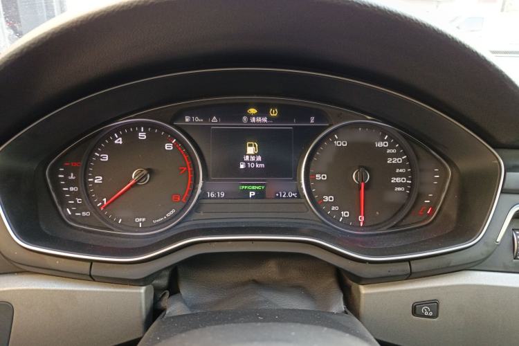 Used Audi A4L 2018 30th Anniversary Edition 40 TFSI Trendy Model