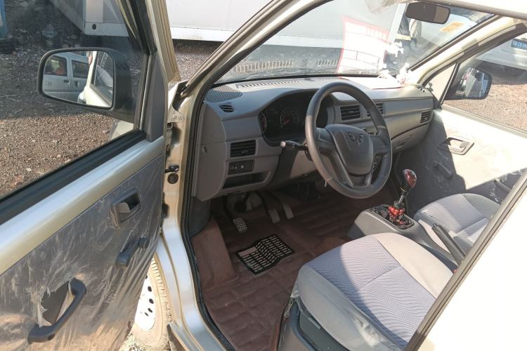 Used Wuling Zhiguang 2015 1.2L S Practical Model LSI