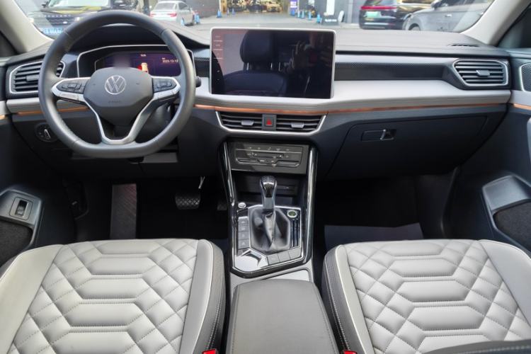 Used Volkswagen Tayron 2024 330TSI Two-Wheel Drive Luxury Plus Advanced Version
