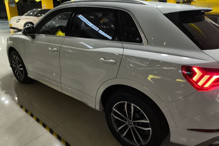 Used Audi Q3 2020 35 TFSI Ambition Dynamic Edition
