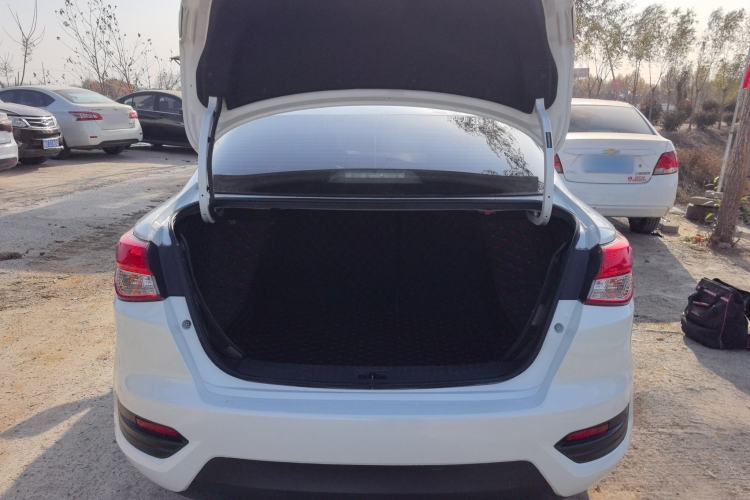 Used Nissan Lannia 2016 1.6L CVT Smart Cool Edition
