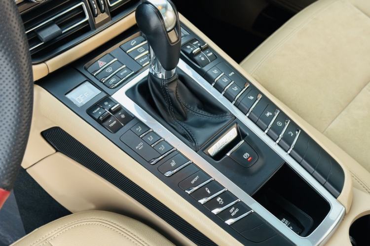 Used Porsche Macan 2018 Macan 2.0T
