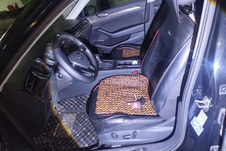 Used Volkswagen Magotan 2018 330TSI DSG Luxury Model
