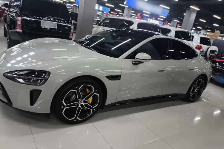 Used  SU7 2024 Rear-Drive Ultra-Long Range Advanced Pro-Level Intelligent Driving Version
