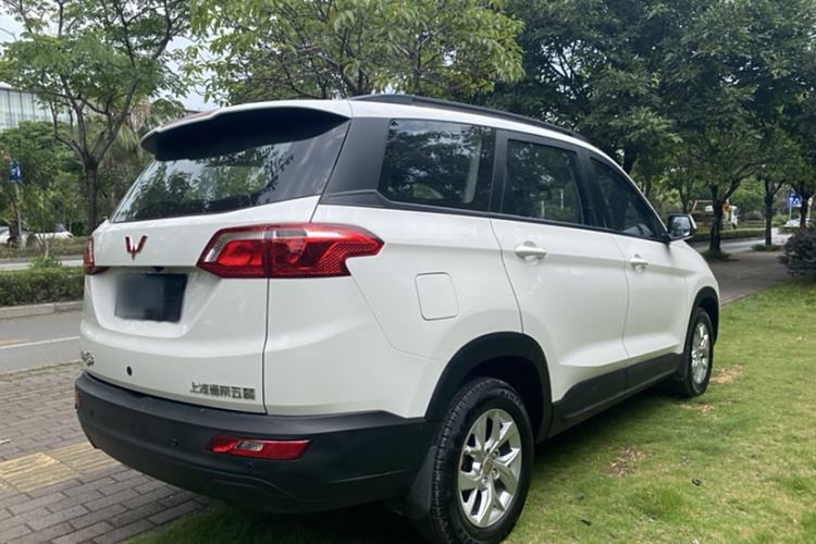 Used Wuling Hongguang S3 2019 1.5L Manual Standard Version China VI Standard
