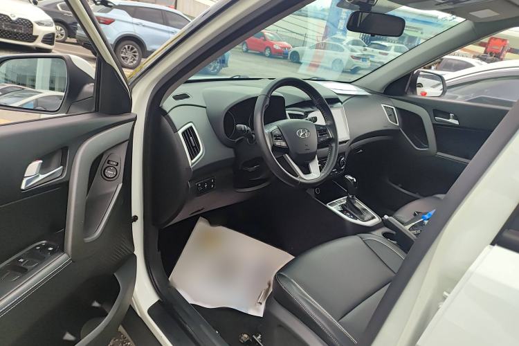 Used Hyundai ix25 2017 1.6L Automatic Smart Version
