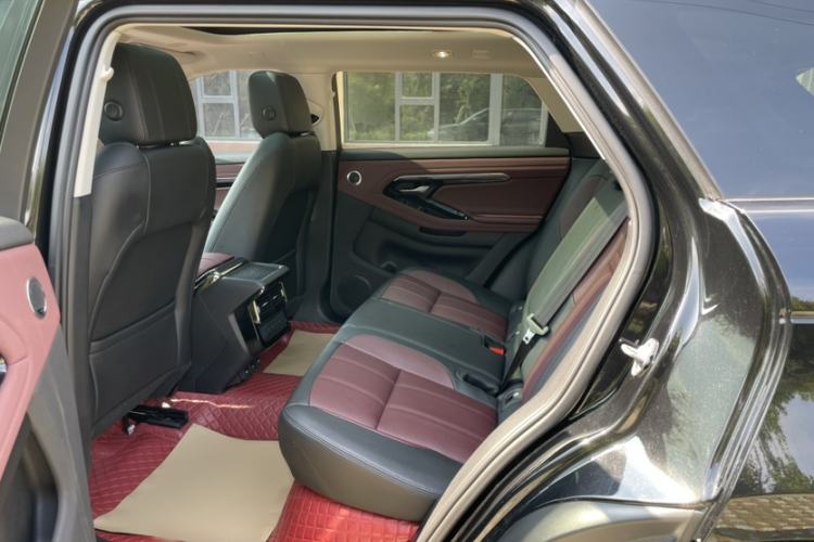 Used Land Rover Range Rover Evoque 2023 Aurora L 249 PS Luxury Edition
