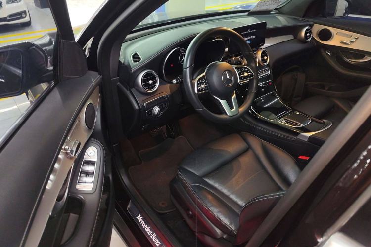 Used Mercedes-Benz GLC 2020 Facelifted GLC 260 L 4MATIC Dynamic Edition
