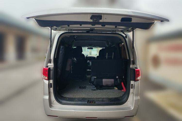 Used JAC Refine M4 2016 2.0L Manual Comfort Edition