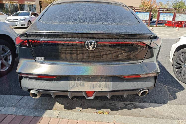 Used Changan UNI-V 2022 1.5T Smart Navigation Version
