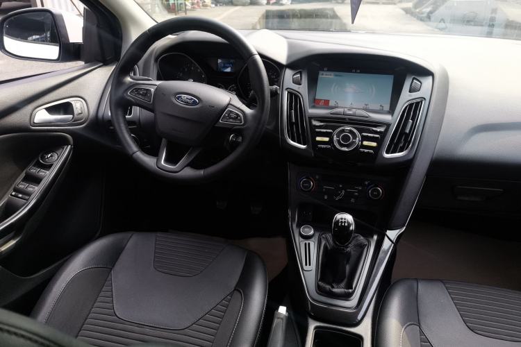 Used Ford Focus 2017 Hatchback 1.6L Manual Fashion Edition SmartDrive Version