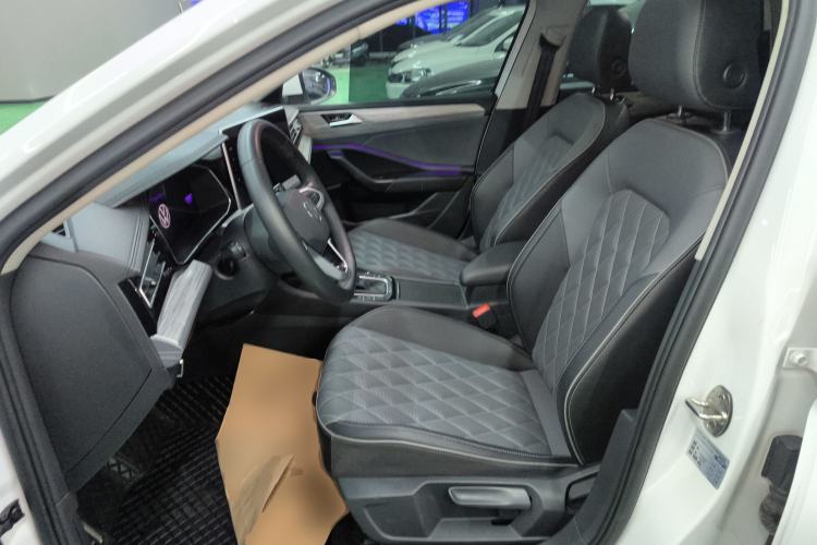 Used Volkswagen Sagitar 2023 300TSI DSG Excellence Edition
