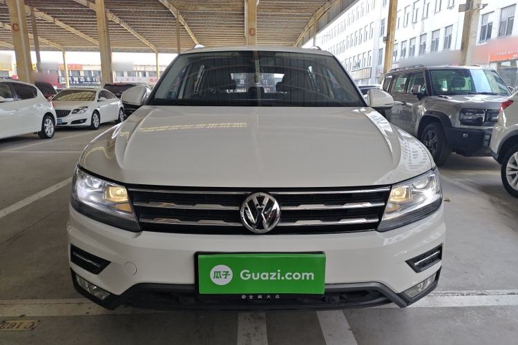 Used Volkswagen Tiguan L 2019 330TSI Automatic Two-Wheel Drive Smart Luxury Version China VI Standard
