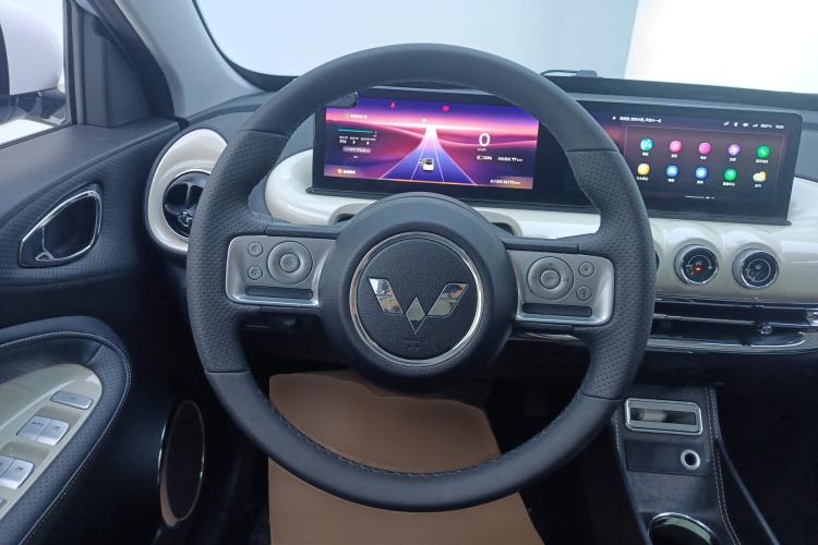 Used Wuling Bingo 2023 333 km Lingxi Connected+ Version
