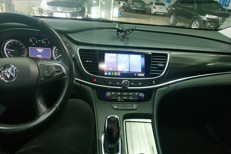 Used Buick LaCrosse 2021 652T Luxury Model
