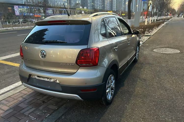 Used Volkswagen Polo 2014 1.6L Cross Polo Automatic
